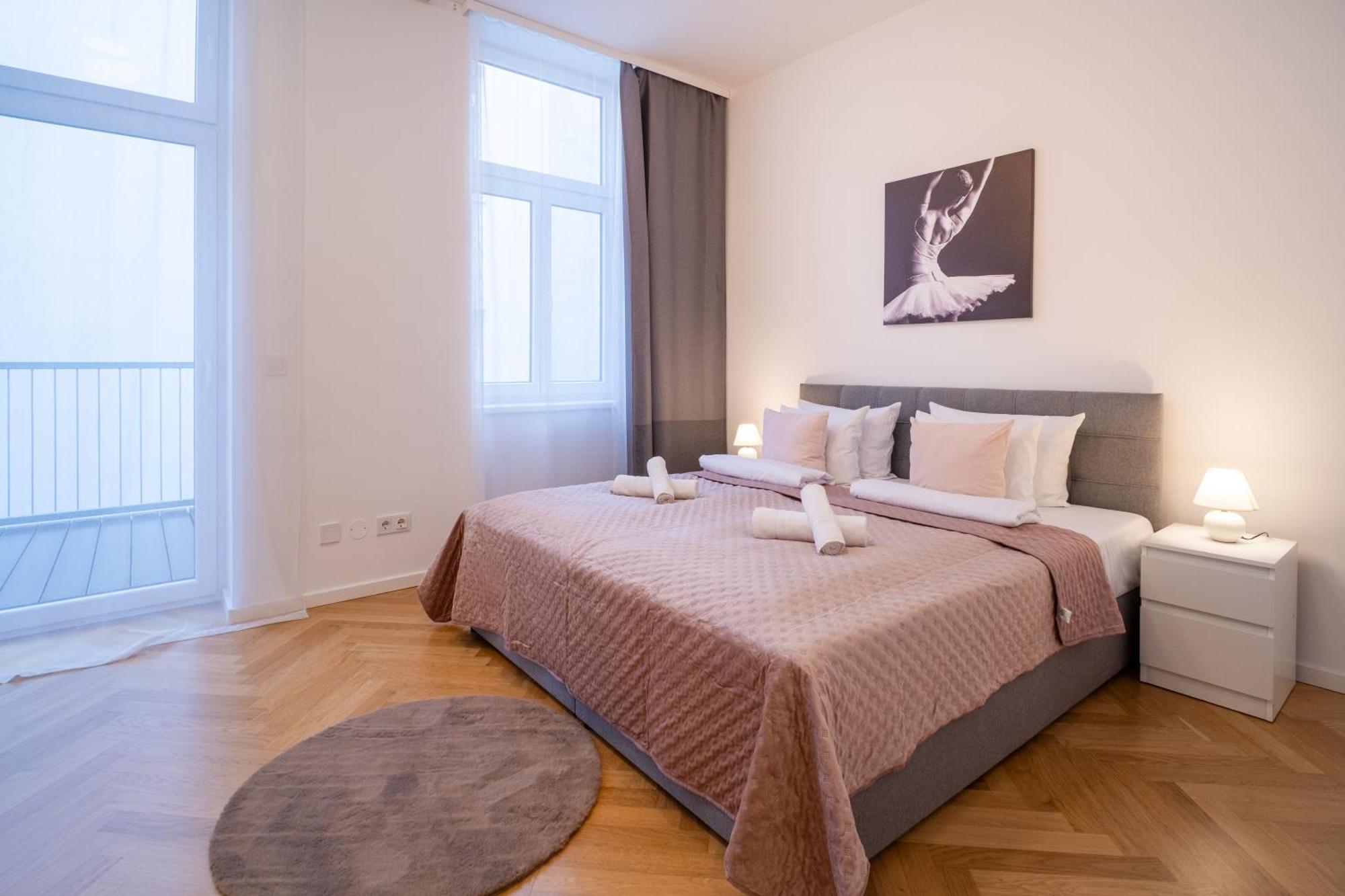 Home Sweet Home - Vienna Central 外观 照片